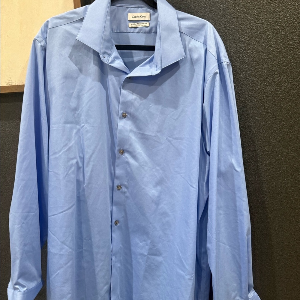Calvin Klein Men's Light Blue Dress Shirt